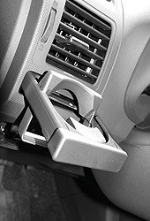 Салон очень похож на интерьер Corolla Салон очень похож на интерьер Corolla